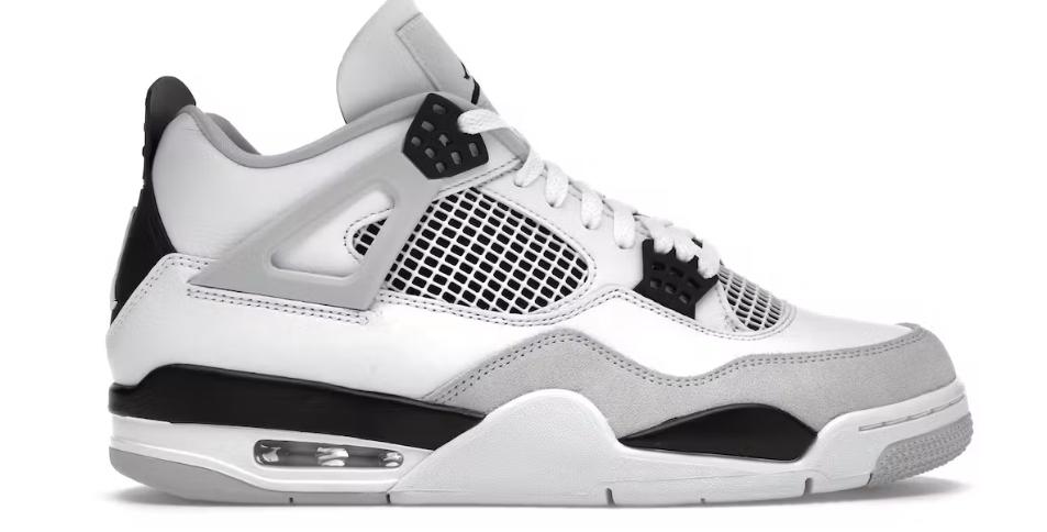 Jordan 4s military black