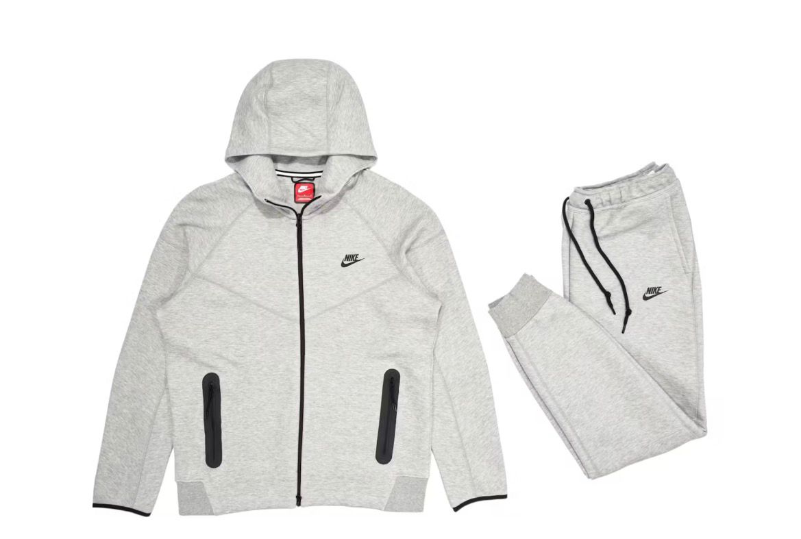 Nike Tech